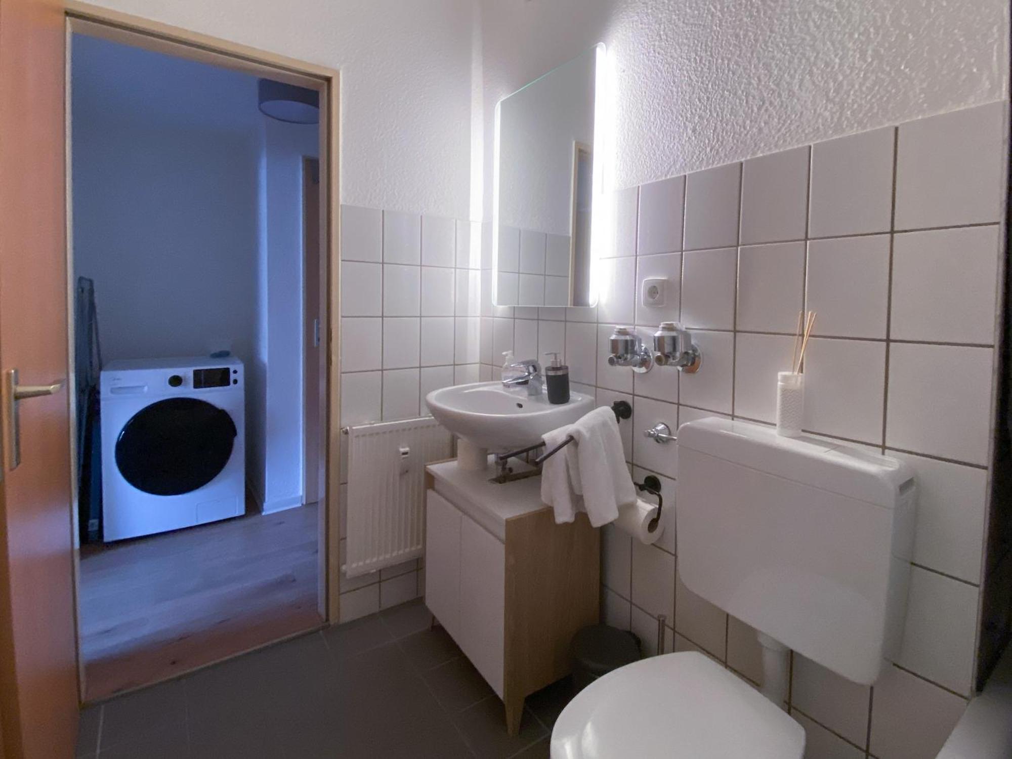 Central Apartment Rhein Neuss-Duesseldorf Messe Buitenkant foto